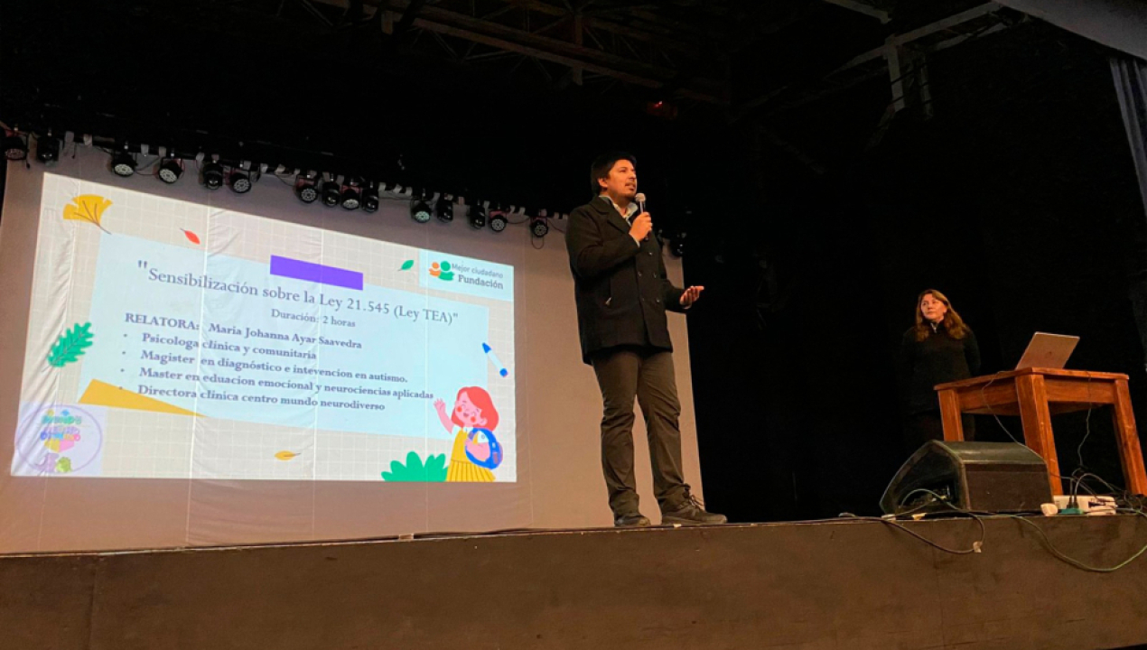 /docentes-y-asistentes-de-la-educacion-participaron-en-capacitacion-sobre