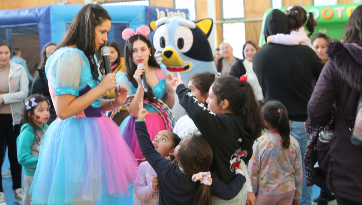 /laraquete-disfruto-con-entusiasmo-una-nueva-jornada-de-vacaciones