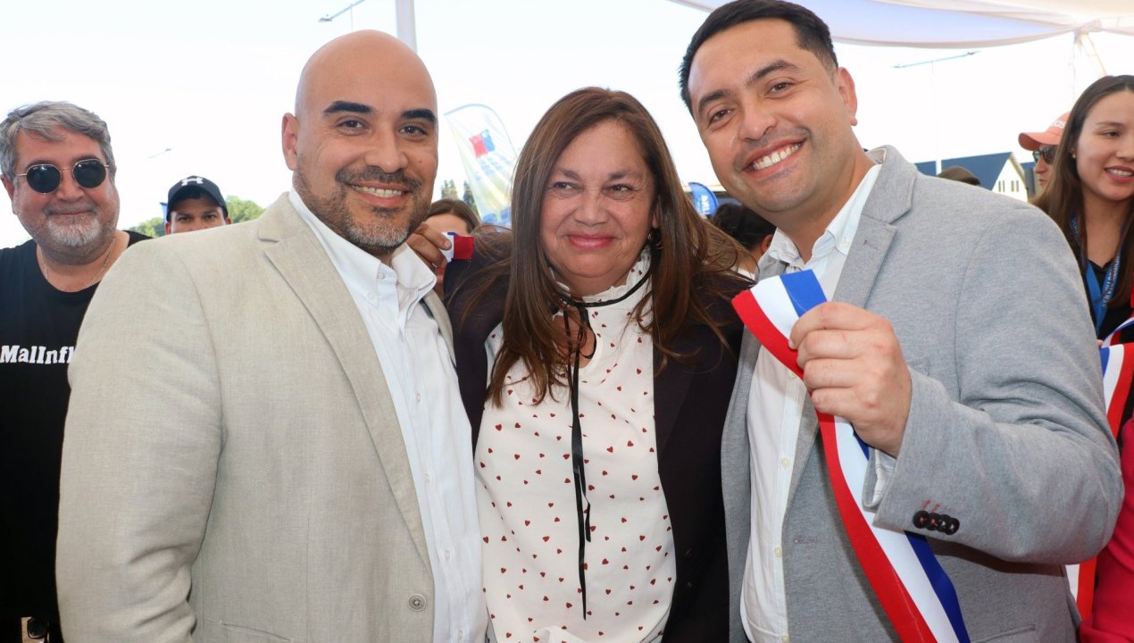 /entregan-318-viviendas-a-familias-de-lontue-en-molina