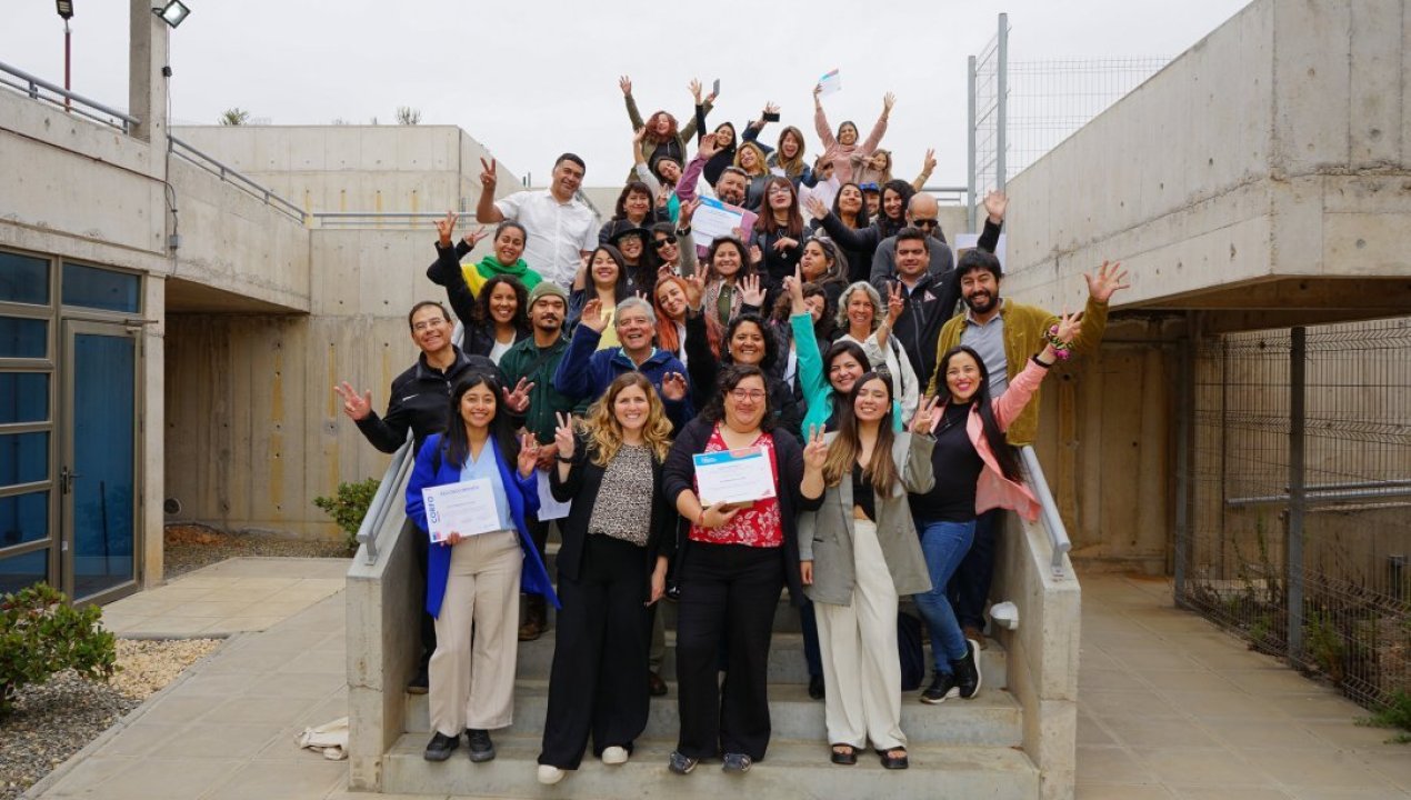 /finaliza-academia-emprende