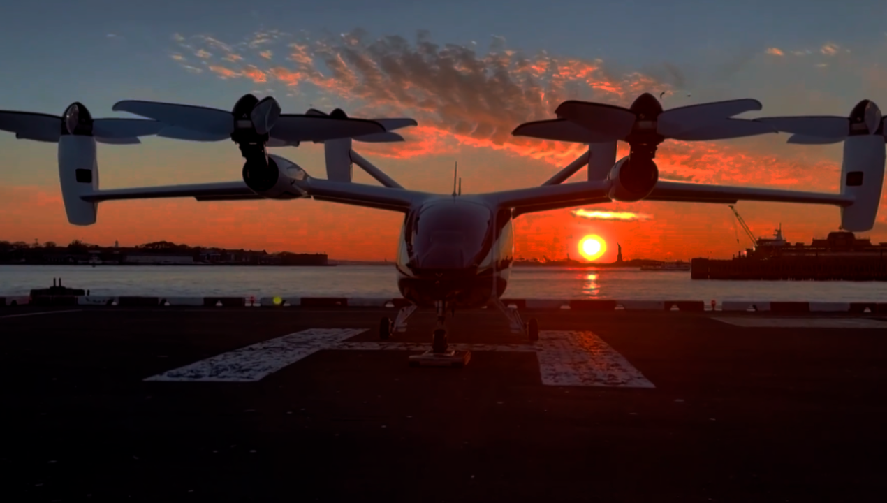 /internacional/estados-unidos/realizan-prueba-exitosa-del-primer-taxi-volador-electrico-en-el-cielo-de
