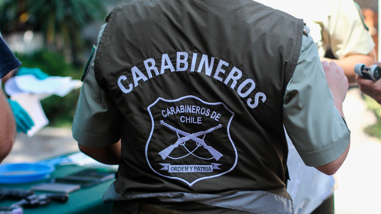 /actualidad/ff-aa/carabineros/dos-carabineros-cometieron-robo-con-uniforme-y-en-radiopatrulla-quedaron