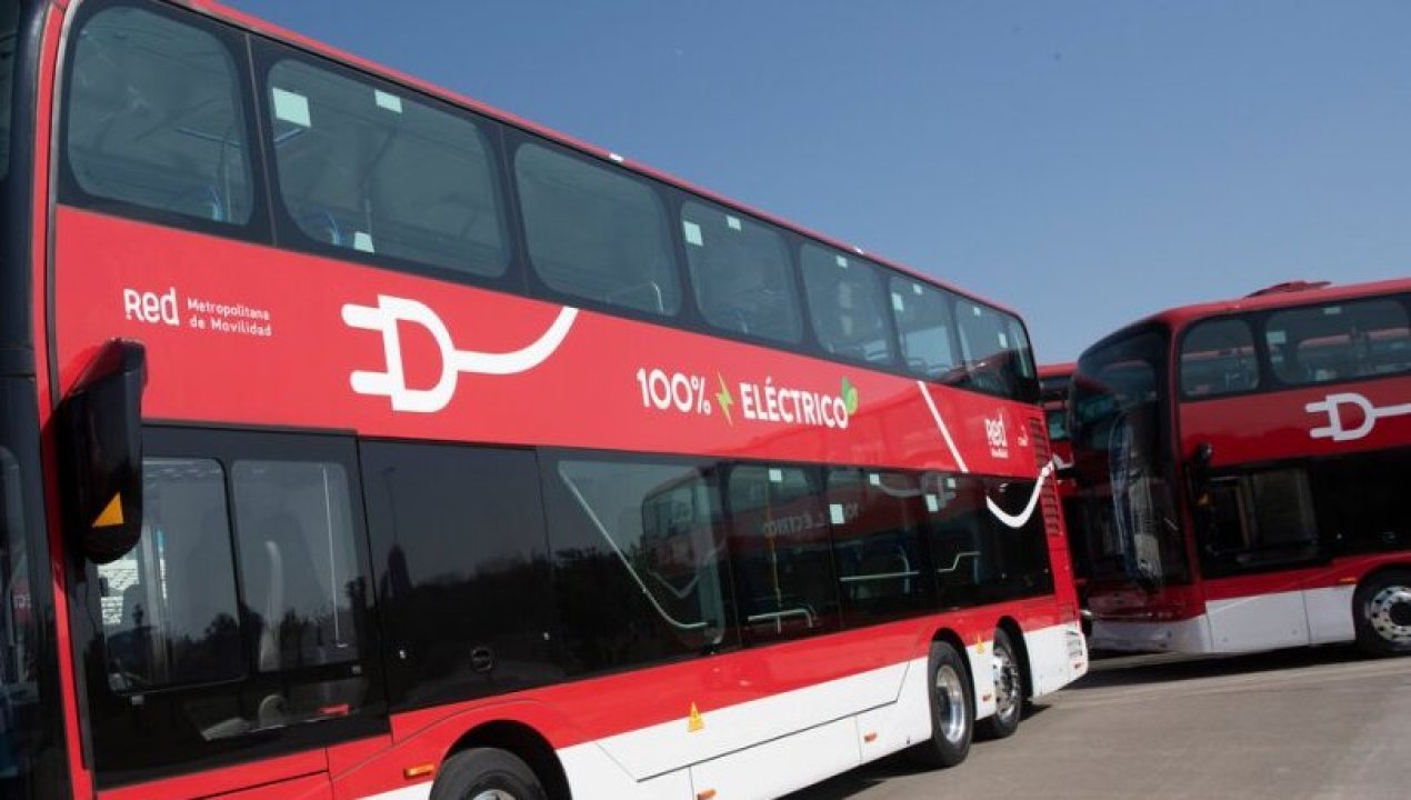 /actualidad/apenas-horas-despues-de-su-lanzamiento-un-bus-electrico-red-protagonizo-un