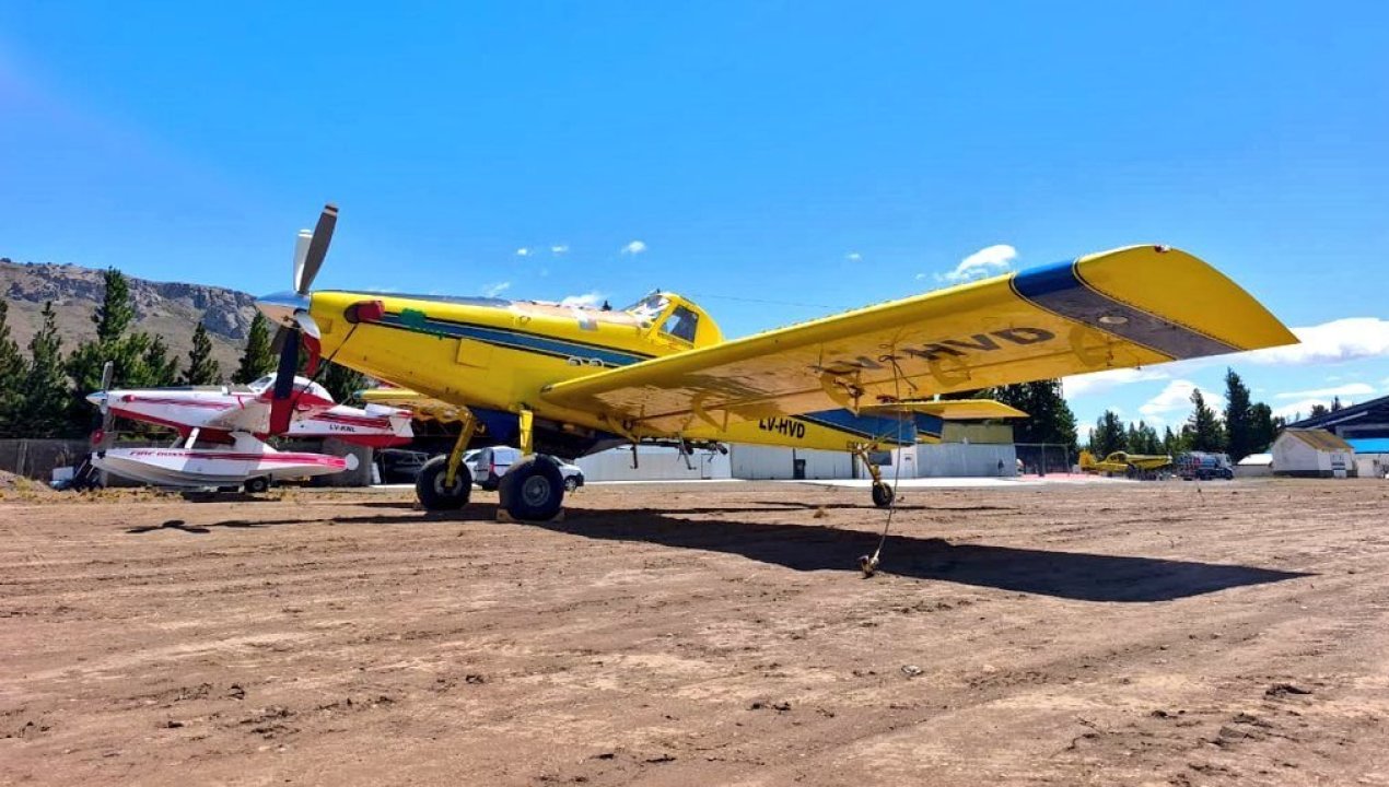 /actualidad/desastres-naturales/incendios-forestales/chile-envia-aeronaves-a-argentina-para-apoyar-combate-de-incendios-en-la