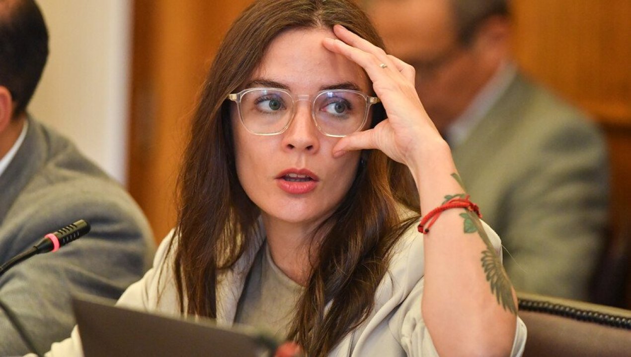 /actualidad/politica/ministra-vallejo-pide-claridad-al-gobierno-entrante-por-el-nombramiento-de