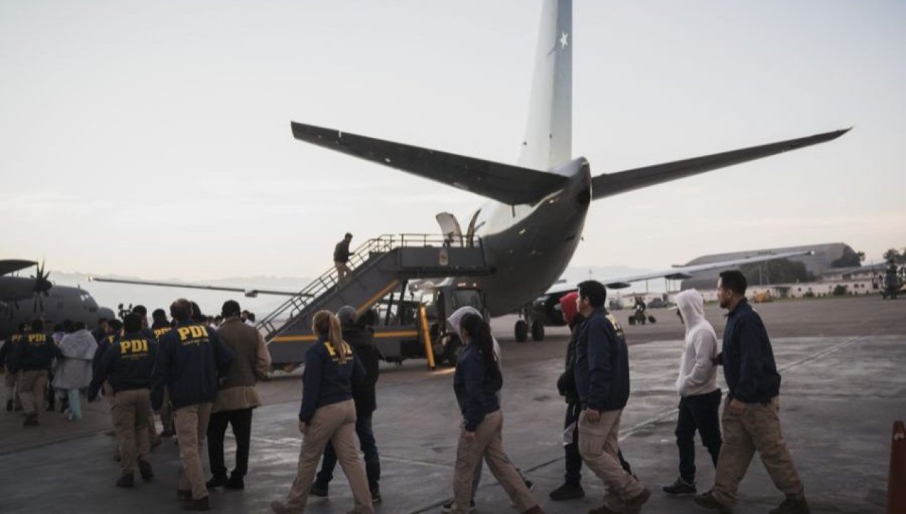 /actualidad/politica/gobierno-concreta-primer-vuelo-de-expulsion-de-migrantes-con-40-deportados