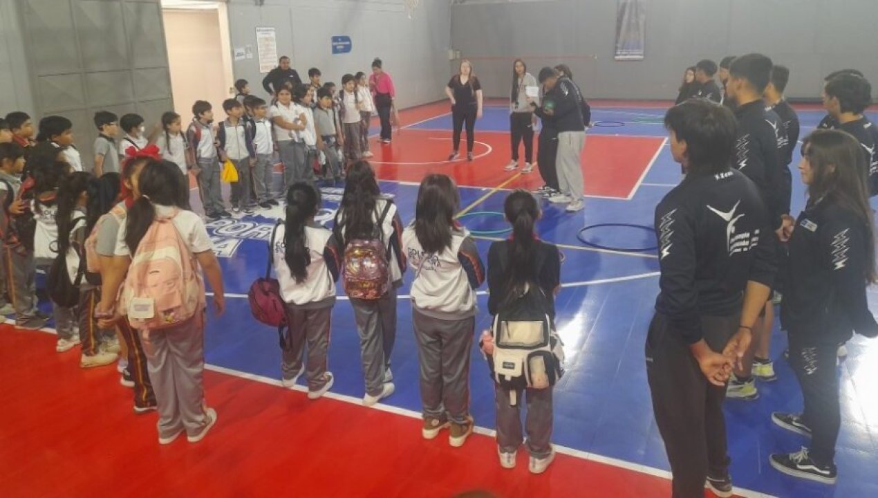 /estudiantes-de-pedagogia-hicieron-actividad-educativa-en-santa-teresita